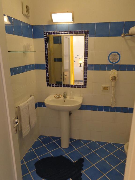 Villa Flavia - Adults Only Ponza Room photo